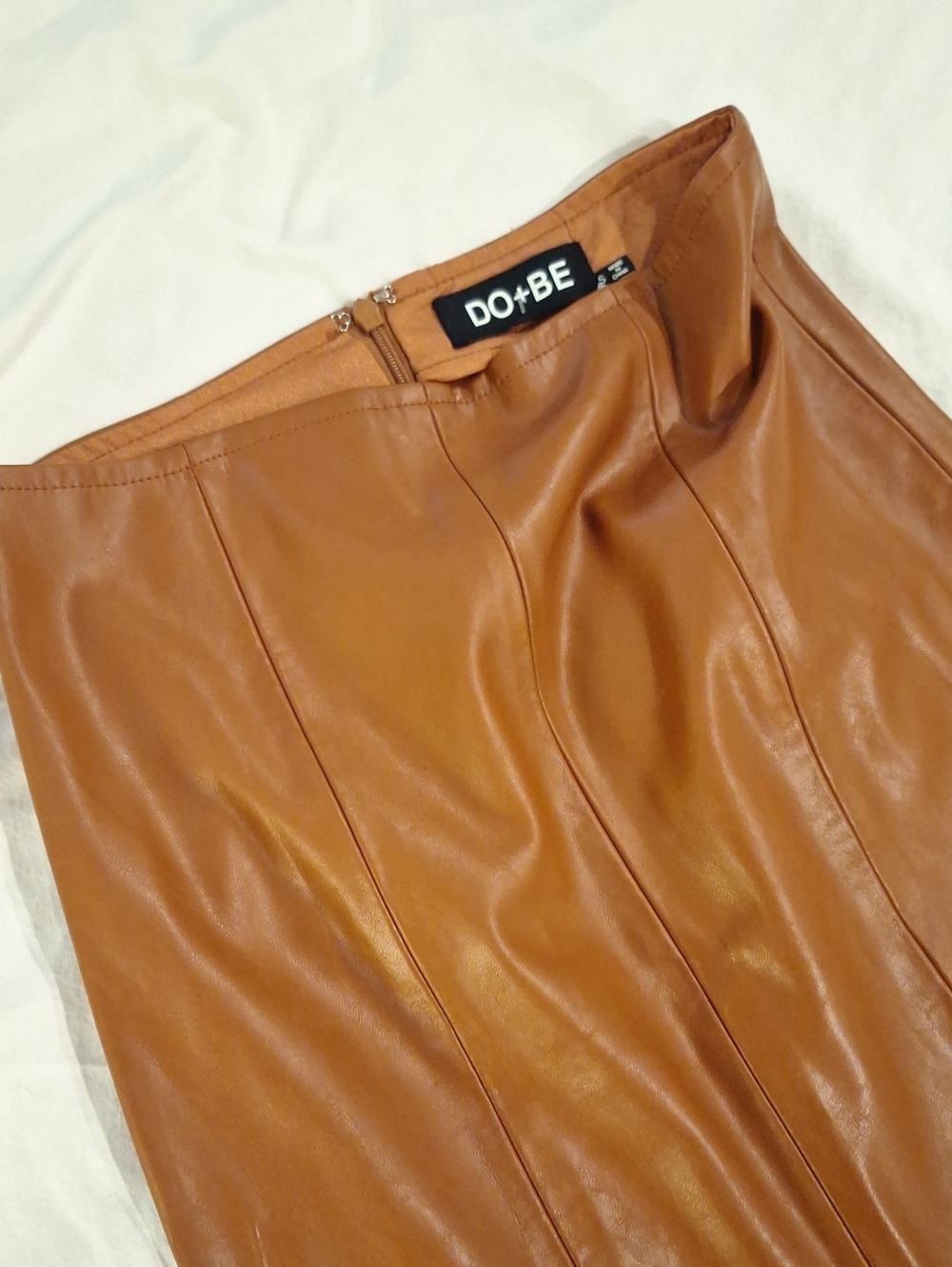 DO+BE Faux Leather Midi Skirt in Camel Brown front slit
